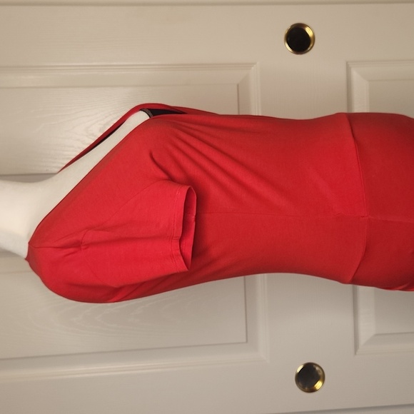 New York & Company Women's Vintage 90's Red V-Neck Wrap Top - Picture 6 of 12